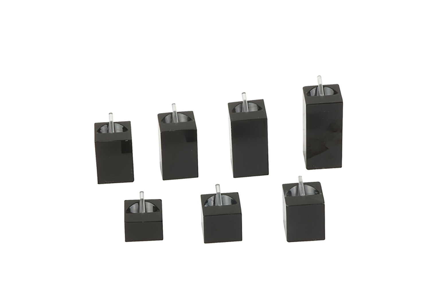 SUPPORTS DE BAGUES NOIRS CARRÉS - SET DE 7