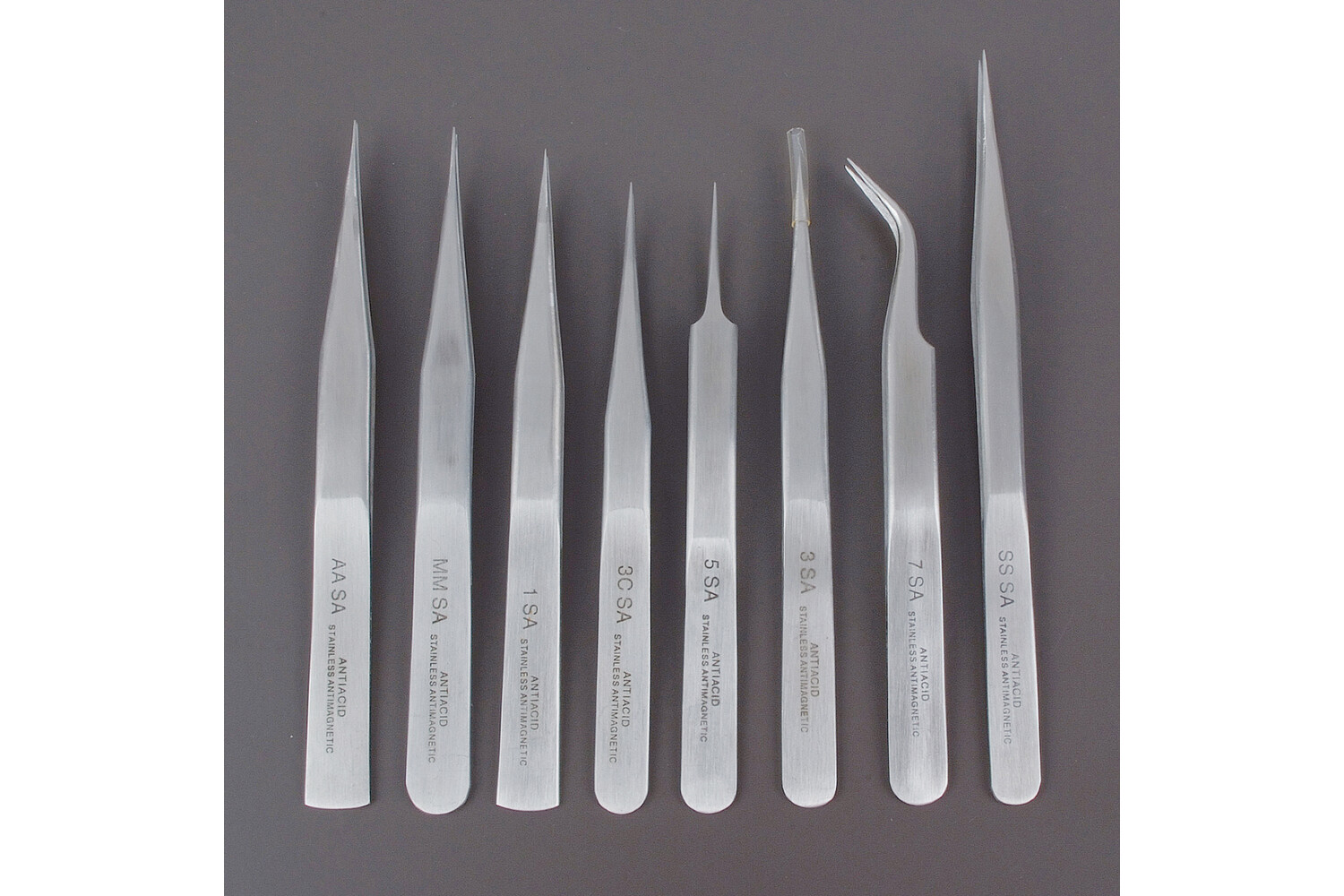 SET DE 8 PINCETTES ANTIMAGNETIQUES
