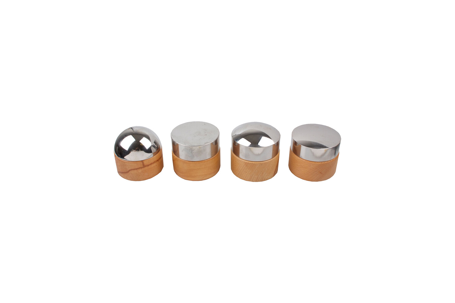 SET DE 4 BIGORNES RONDES
