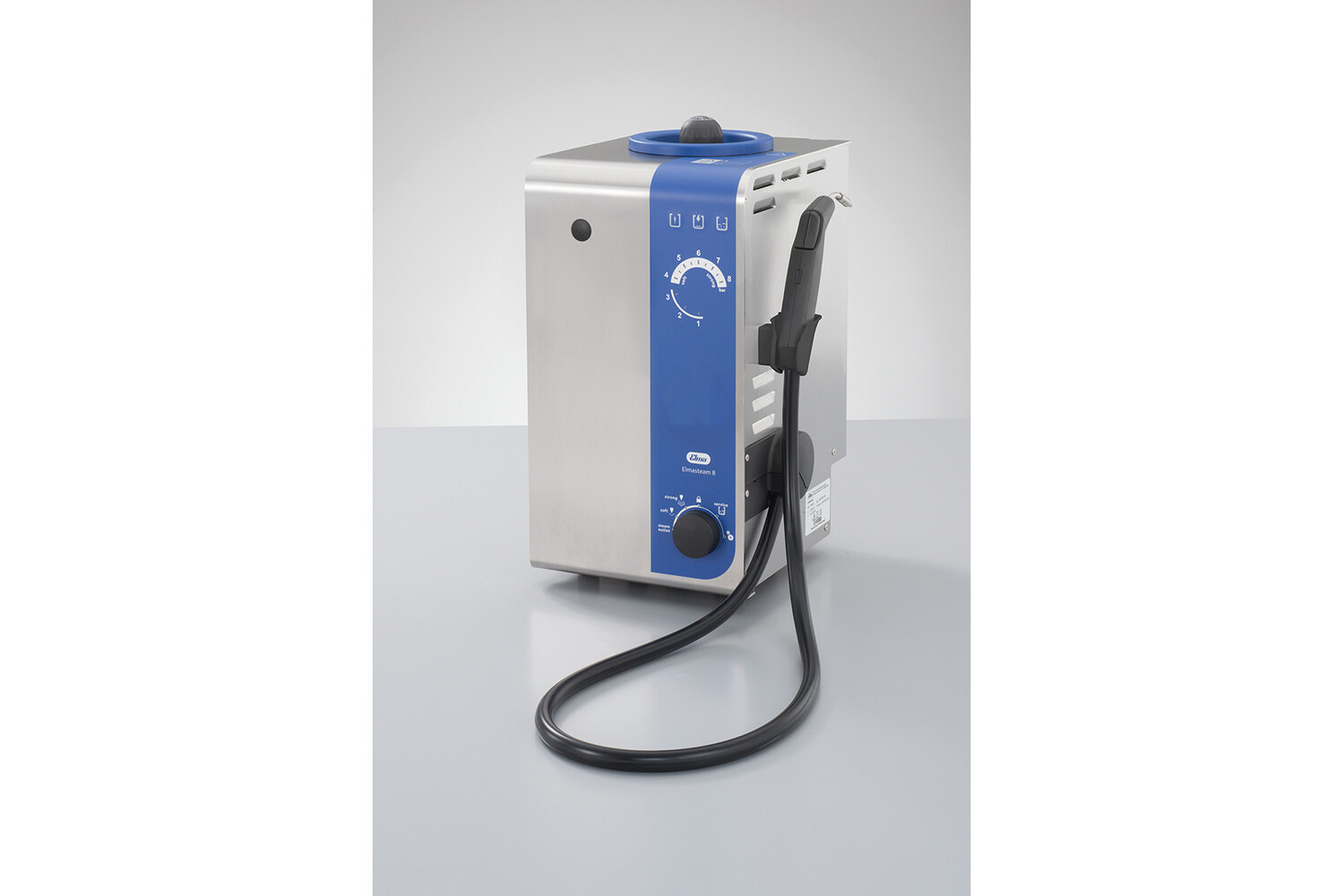 ELMASTEAM 8 BASIC - 5 LITRES AVEC UN VAPORISATEUR