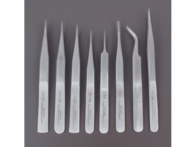 SET DE 8 PINCETTES ANTIMAGNETIQUES