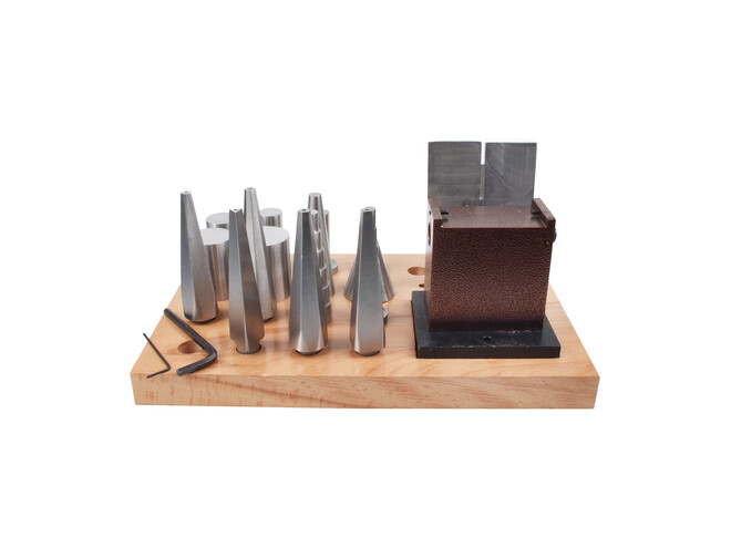 SET D'OUTILS À FORMER AVEC SOCLE