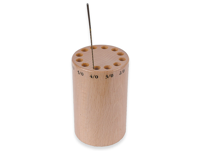 RANGEMENT POUR SCIES EN BOIS