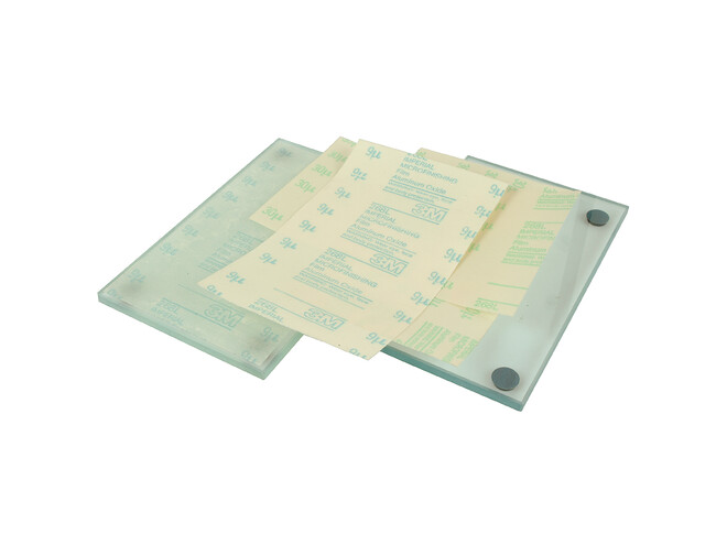 PLAQUES EN VERRE AVEC FEUILLETS ABRASIFS