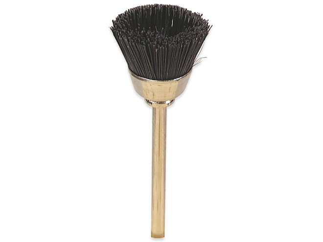 BROSSE RONDE NOIRE AVEC AXE