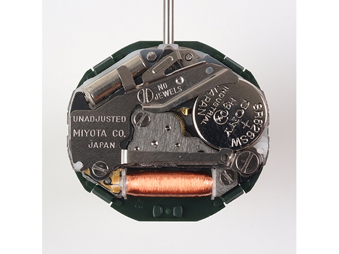 MONTRES QUARTZ MIYOTA 2005 DATE 3