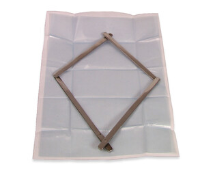 FIXATEUR POUR ENVELOPPES