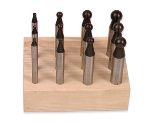 12 BOUTEROLLES 2,7 - 11,8 MM AV./ PLATEAU