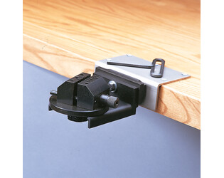 ETAU POUR BENCHMATE