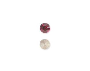 Simili rouge rond taille brillant 2.7 mm