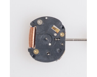MONTRES QUARTZ HATTORI 1F20